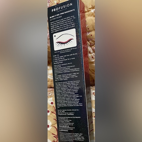 Profusion Cosmetics Glitter Eyeliner in Pink Rhodonite - Picture 3 of 4